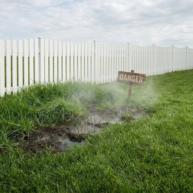 septic drain field failure signs Delaware - standing water and odor indicators